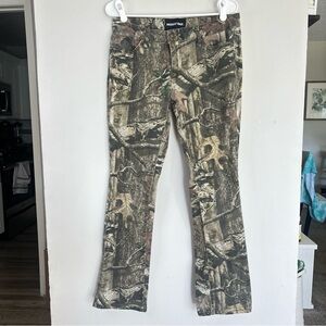 Mossy Oak Camouflage Boot Cut Jeans Brown and Green